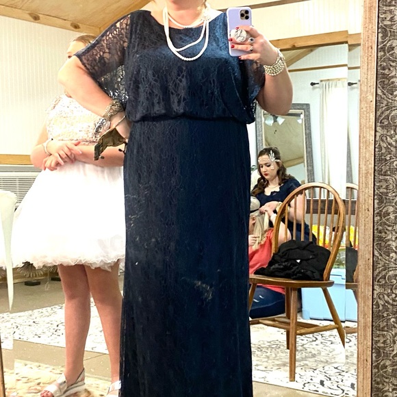 Navy Bridesmaid gown - Picture 1 of 4